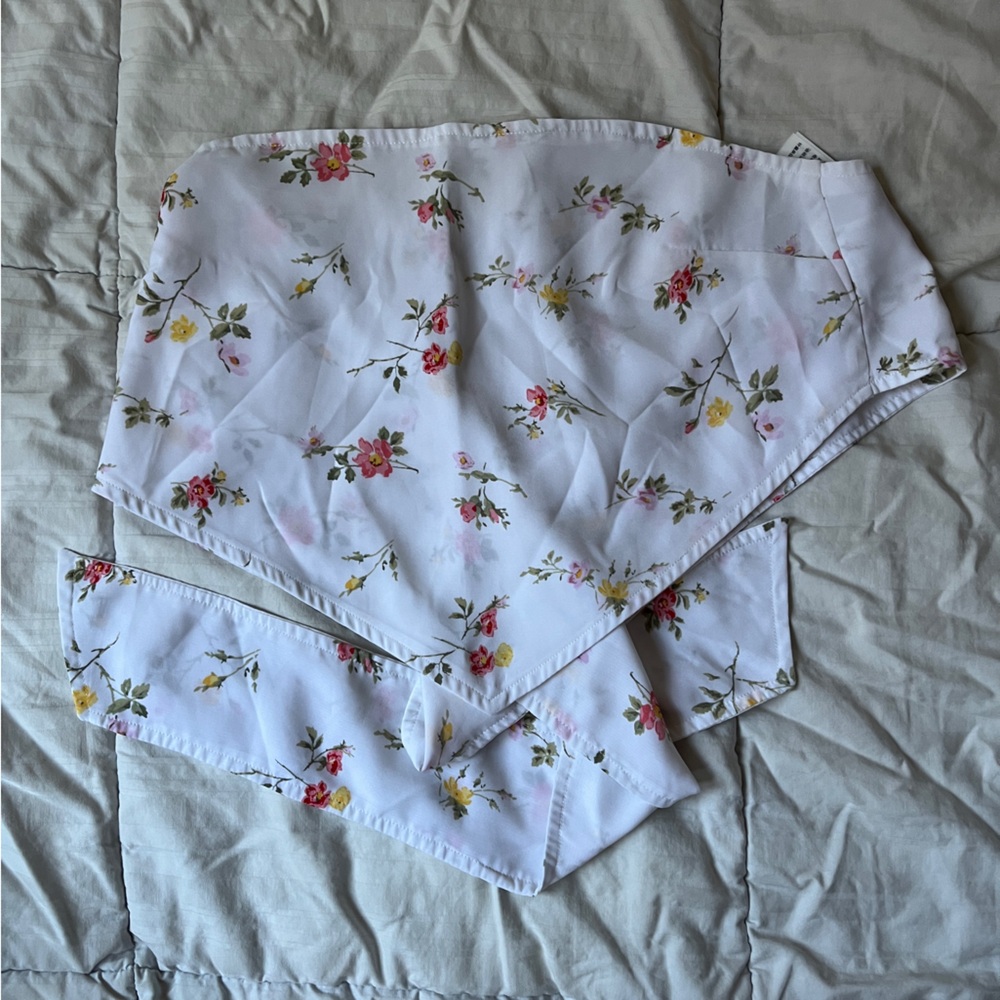 floral triangle tie top